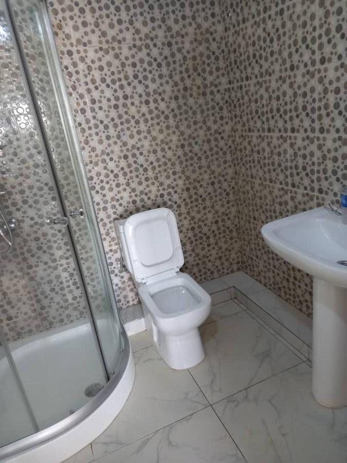 Villa Diambars Sali Tap Exterior photo